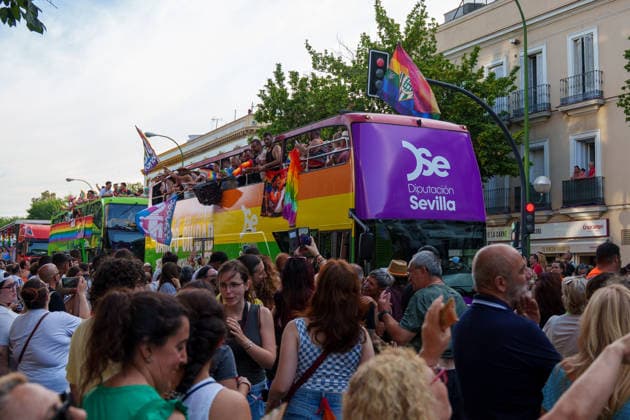 The streets of Seville are flooded with people at the 2026 Pride Parade. Images from the Pride Parade in Seville. On June 27, 2026, in Seville, Andalusia, Spain—Seville celebrates its big LGBTIQ Pride Day this Saturday, June 27, with the traditional Southern Pride Parade. The march, will begin at the headquarters of the Seville Provincial Council, proceed along the Ronda Histórica, and end at the Alameda de Hércules. JUNE 27, 2026 Francisco J Seville, Andalusia Seville, Andalusia, Spain  Copyright: xFranciscoxJ.xOlmox 7627018