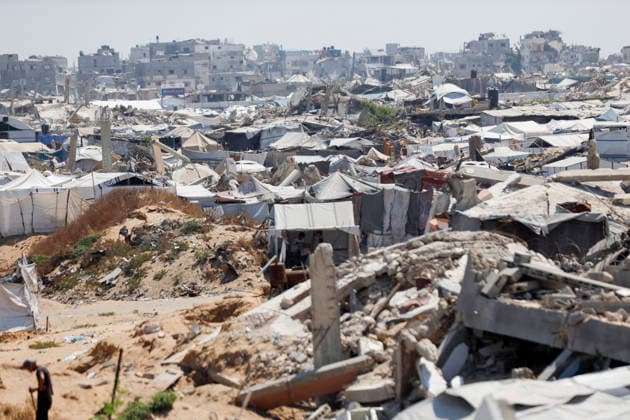 Jabalia Gaza Daily Life Destroyed buildings and piles of rubble cover a neighbourhood in Jabalia, northern Gaza on June 27, 2026. Residents remain among the ruins of damaged and destroyed buildings in Jabalia, where access to basic services such as water, electricity, and shelter remains severely limited. Gaza Gaza Strip Palestinian Territories Copyright: xAhmedxAlxArinix