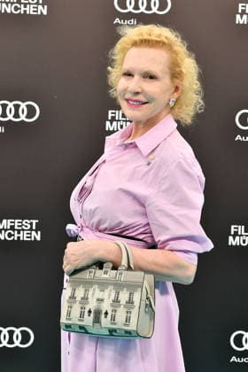 Sunnyi Melles bei der Eroeffnung vom 43. Filmfest Muenchen mit der Film Premiere von TVaterland am 27.06.2026 in Muenchen Sunnyi Melles attends the Opening Red Carpet of the 43rd Munich Film Festival (Filmfest München) at Gasteig HP 8 on June 27, 2026 in Munich, Germany 43. Filmfest Muenchen Opening *** Sunnyi Melles at the opening of the 43rd Munich Film Festival with the premiere of *TVaterland* on June 27, 2026, in Munich. Sunnyi Melles attends the opening red carpet of the 43rd Munich Film Festival (Filmfest München) at Gasteig HP 8 on June 27, 2026, in Munich, Germany. 43rd Munich Film Festival Opening 