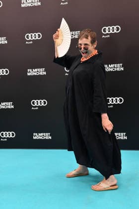 Katharina Thalbach bei der Eroeffnung vom 43. Filmfest Muenchen mit der Film Premiere von TVaterland am 27.06.2026 in Muenchen Katharina Thalbach attends the Opening Red Carpet of the 43rd Munich Film Festival (Filmfest München) at Gasteig HP 8 on June 27, 2026 in Munich, Germany 43. Filmfest Muenchen Opening *** Katharina Thalbach at the opening of the 43rd Munich Film Festival with the premiere of *TVaterland* on June 27, 2026, in Munich. Katharina Thalbach attends the opening red carpet of the 43rd Munich Film Festival (Filmfest München) at Gasteig, HP 8 on June 27, 2026, in Munich, Germany. 43rd Munich Film Festival Opening 