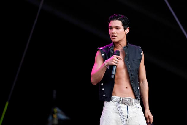 Sänger Omar Rudberg beim Rainbow Festival 2026 am Fühlinger See. Das Rainbow Festival von Markus Krampe findet im Rahmen des ColognePride statt. Köln, 27.06.2026 NRW Deutschland *** Singer Omar Rudberg at the 2026 Rainbow Festival at Fühlinger See. Markus Krampe s Rainbow Festival takes place as part of ColognePride. Cologne, June 27, 2026, North Rhine-Westphalia, Germany Copyright: xChristophxHardtx