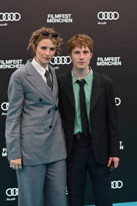 Katharina Stark und Louis Hofmann, Eroeffnung 43.Filmfest Muenchen am 27.06.2026 Gasteig HP8. *** Katharina Stark and Louis Hofmann, Opening Ceremony of the 43rd Munich Film Festival on June 27, 2026, at Gasteig HP8