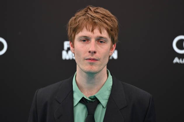 Louis Hofmann (Schauspieler), Einzelbild,angeschnittenes Einzelmotiv,Portraet,Portrait,Porträt. Eroeffnung 43.Filmfest Muenchen am 27.06.2026 Gasteig HP8. *** Louis Hofmann, actor; still image; cropped single shot; portrait; opening of the 43rd Munich Film Festival on June 27, 2026, at Gasteig HP8