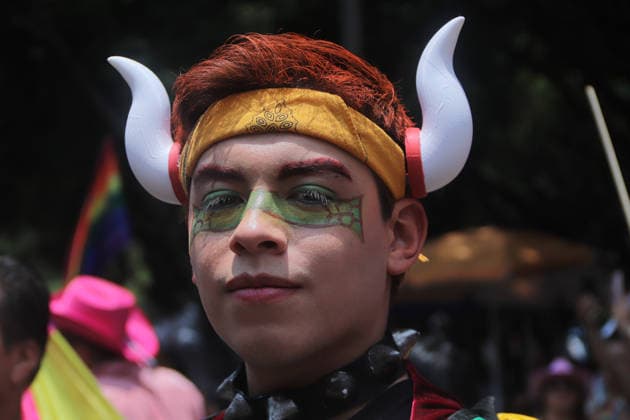 48th Annual LGBTIQ+ Pride Parade in Mexico City A member of the LGBTQ+ community takes part in the 48th annual Pride Parade at the Angel of Independence monument in Mexico City, Mexico. This year s march highlights demands for increased security, an end to hate crimes, and the legal recognition of transfemicides amidst a reported rise in violence against the community nationwide. on June 27, 2026 in Mexico City, Mexico. (Photo by Carlos Santiago Eyepix Group) Copyright: xCarlosxSantiago xEyepixxGroupx CS_27062026_189347