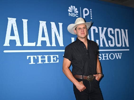Alan Jackson Last Call: One More for the Road - The Finale Jon Pardi arriving backstage at Alan Jackson Last Call: One More for the Road - The Finale concert held at Nissan Stadium on June 27, 2026 in Nashville, TN. Nashville Nissan Stadium Tennessee USA Copyright: xTammiexArroyo AFF-USA.comx