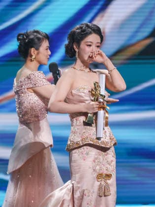 SHANGHAI, CHINA - JUNE 26: Actress Andy Yang Zi wins the Best Actress Award during the Magnolia Awards Ceremony of the 31st Shanghai TV Festival (STVF) on June 26, 2026 in Shanghai, China.  Copyright: xVCGx 111650720780