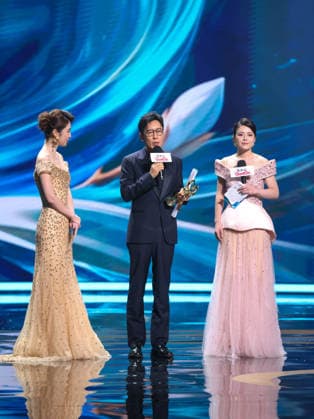 SHANGHAI, CHINA - JUNE 26: Actor Yu Hewei wins the Best Actor Award during the Magnolia Awards Ceremony of the 31st Shanghai TV Festival (STVF) on June 26, 2026 in Shanghai, China.  Copyright: xVCGx 111650722630