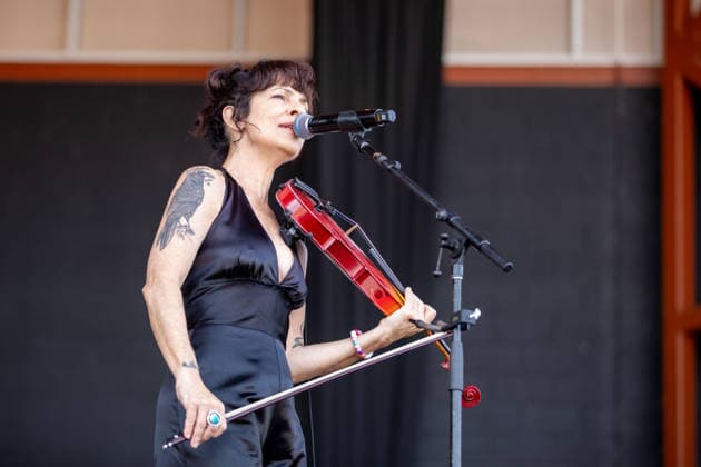 June 27, 2026, Milwaukee, Wisconsin, U.S: Musician TRACY BONHAM during the Summerfest Music Festival in Milwaukee, Wisconsin Milwaukee U.S  - ZUMAs135 20260627_zap_s135_005 Copyright: xDanielxDeSloverx