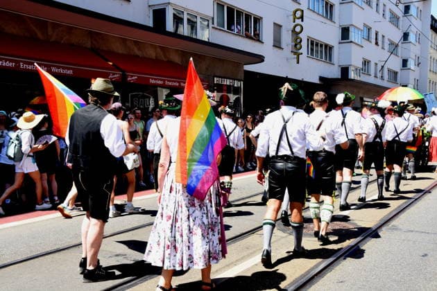 Teilnehmer Muenchen 27.06.2026 CSD 2026 Christopher Street Day Polit Parade Demostrecke Frauenhoferstrasse Foto Muenchen *** Participants in Munich, June 27, 2026, CSD 2026, Christopher Street Day, Political Parade, Parade Route: Frauenhoferstrasse, Photo: Munich
