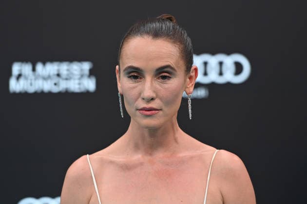 Peri BAUMEISTER (Schauspielerin), Einzelbild,angeschnittenes Einzelmotiv, Halbfigur,Portrait,Portraet. Eroeffnung 43.Filmfest Muenchen am 27.06.2026 Gasteig HP8. *** Peri BAUMEISTER, actress; single image, cropped close-up, half-length portrait; opening of the 43rd Munich Film Festival on June 27, 2026, at Gasteig HP8