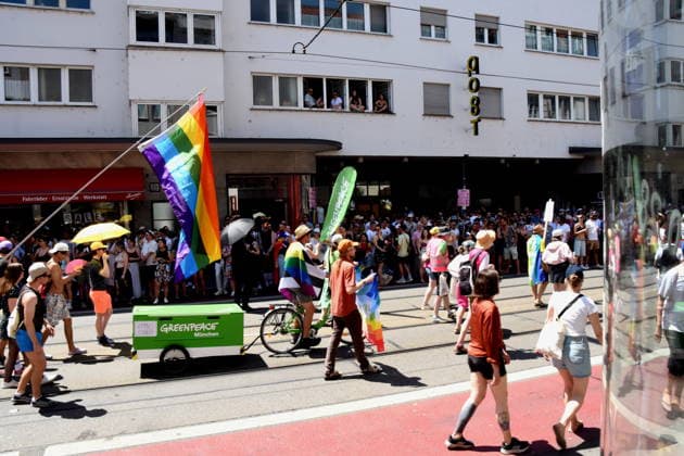 Teilnehmer Muenchen 27.06.2026 CSD 2026 Christopher Street Day Polit Parade Demostrecke Frauenhoferstrasse Foto Muenchen *** Participants in Munich, June 27, 2026, CSD 2026, Christopher Street Day, Political Parade, Parade Route: Frauenhoferstrasse, Photo: Munich