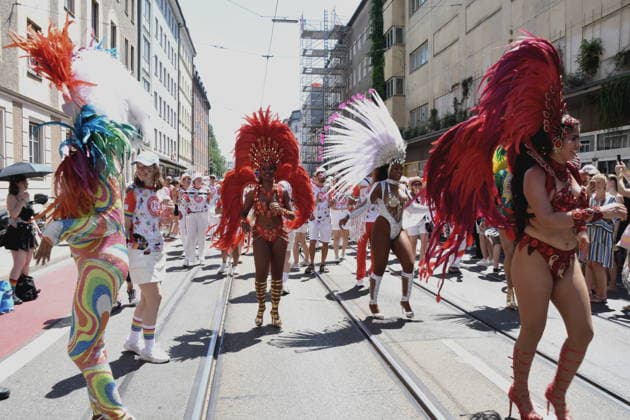 Teilnehmer Muenchen 27.06.2026 CSD 2026 Christopher Street Day Polit Parade Demostrecke Frauenhoferstrasse Foto Muenchen *** Participants in Munich, June 27, 2026, CSD 2026, Christopher Street Day, Political Parade, Parade Route: Frauenhoferstrasse, Photo: Munich