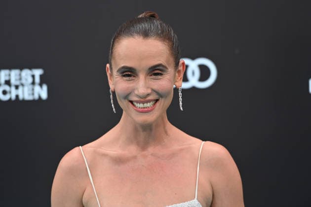 Peri BAUMEISTER (Schauspielerin), Einzelbild,angeschnittenes Einzelmotiv, Halbfigur,Portrait,Portraet. Eroeffnung 43.Filmfest Muenchen am 27.06.2026 Gasteig HP8. *** Peri BAUMEISTER, actress; single image, cropped close-up, half-length portrait; portrait from the opening of the 43rd Munich Film Festival on June 27, 2026, at Gasteig HP8