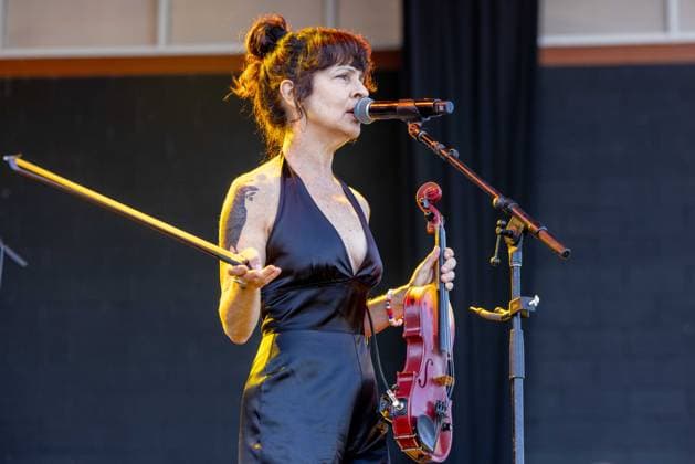June 27, 2026, Milwaukee, Wisconsin, U.S: Musician TRACY BONHAM during the Summerfest Music Festival in Milwaukee, Wisconsin Milwaukee U.S  - ZUMAs135 20260627_zap_s135_030 Copyright: xDanielxDeSloverx