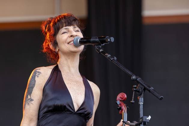 June 27, 2026, Milwaukee, Wisconsin, U.S: Musician TRACY BONHAM during the Summerfest Music Festival in Milwaukee, Wisconsin Milwaukee U.S  - ZUMAs135 20260627_zap_s135_031 Copyright: xDanielxDeSloverx