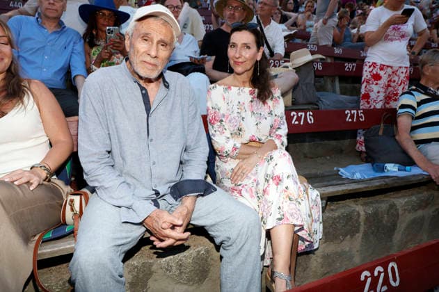 Gojko Mitic und Lebensgefährtin Judith bei der Premiere von Im Tal des Todes bei den Karl-May-Spielen 2026 im Freilichttheater am Kalkberg. Bad Segeberg, 27.06.2026 *** Gojko Mitic and his partner Judith at the premiere of *In the Valley of Death* at the 2026 Karl May Festival at the Kalkberg Open-Air Theater in Bad Segeberg, June 27, 2026 Foto:xgbrcix xFuturexImagex karl_may_6634