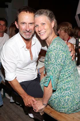 Nicolas König mit Ehefrau Nina König bei der Premiere von Im Tal des Todes bei den Karl-May-Spielen 2026 im Freilichttheater am Kalkberg. Bad Segeberg, 27.06.2026 *** Nicolas König with his wife Nina König at the premiere of *In the Valley of Death* at the 2026 Karl May Festival at the Freilichttheater am Kalkberg in Bad Segeberg, June 27, 2026 Foto:xgbrcix xFuturexImagex karl_may_6656
