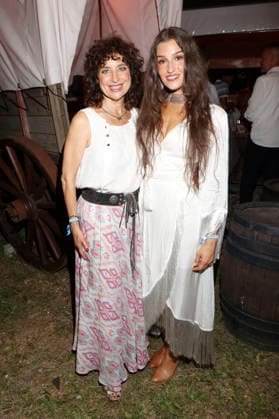 Isabel Varell und Ines Cihal bei der Premiere von Im Tal des Todes bei den Karl-May-Spielen 2026 im Freilichttheater am Kalkberg. Bad Segeberg, 27.06.2026 *** Isabel Varell and Ines Cihal at the premiere of *In the Valley of Death* at the 2026 Karl May Festival at the Kalkberg Open-Air Theater in Bad Segeberg, June 27, 2026 Foto:xgbrcix xFuturexImagex karl_may_6664