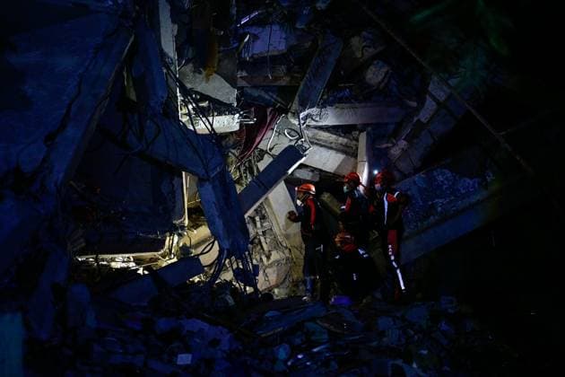 Turkish rescue teams deployed to quake-hit Venezuela LA GUAIRA, VENEZUELA - JUNE 28: Turkish search and rescue teams, including specialist personnel from the Disaster and Emergency Management Authority (AFAD) and the Turkish Armed Forces, begin rescue operations amidst the rubble of a collapsed 14-story building in the La Paez neighborhood of La Guaira, Venezuela, on June 28, 2026. Following a series of devastating, high-magnitude earthquakes that struck Venezuela, Turkish emergency crews swiftly deployed to the hard-hit coastal city of La Guaira. Cem Tekkesinoglu Anadolu La Guaira Venezuela. Editorial use only. Please get in touch for any other usage.  Copyright: x2026xAnadoluxCemxTekkesinoglux