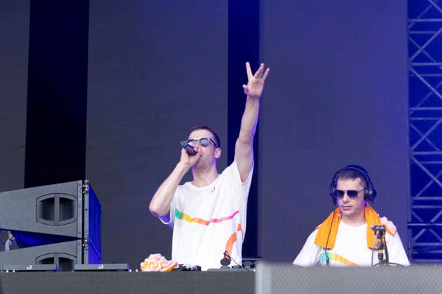 Gestört aber Geil live beim Rainbow Festival am Fühlinger See. Köln, 27.06.2026 *** Gestört aber Geil live at the Rainbow Festival at Fühlinger See in Cologne, June 27, 2026 Foto:xxF.xZeisingx xFuturexImagex rainbow_6615