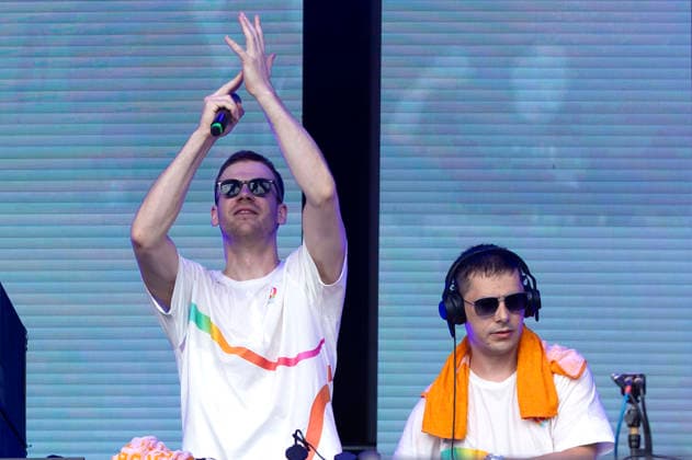Gestört aber Geil live beim Rainbow Festival am Fühlinger See. Köln, 27.06.2026 *** Gestört aber Geil live at the Rainbow Festival at Fühlinger See in Cologne, June 27, 2026 Foto:xxF.xZeisingx xFuturexImagex rainbow_6616