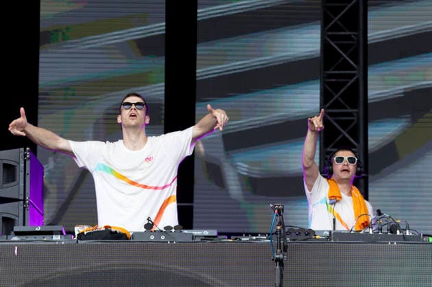 Gestört aber Geil live beim Rainbow Festival am Fühlinger See. Köln, 27.06.2026 *** Gestört aber Geil live at the Rainbow Festival at Fühlinger See in Cologne, June 27, 2026 Foto:xxF.xZeisingx xFuturexImagex rainbow_6632