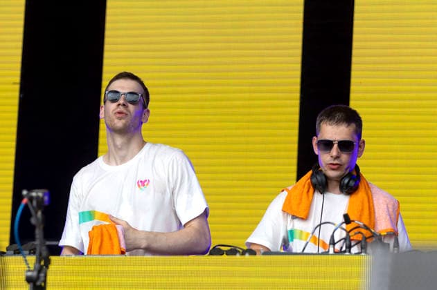 Gestört aber Geil live beim Rainbow Festival am Fühlinger See. Köln, 27.06.2026 *** Gestört aber Geil live at the Rainbow Festival at Fühlinger See in Cologne, June 27, 2026 Foto:xxF.xZeisingx xFuturexImagex rainbow_6625