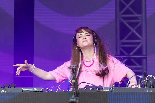 Lari Luke live beim Rainbow Festival am Fühlinger See. Köln, 27.06.2026 *** Lari Luke live at the Rainbow Festival at Fühlinger See in Cologne, June 27, 2026 Foto:xxF.xZeisingx xFuturexImagex rainbow_6681