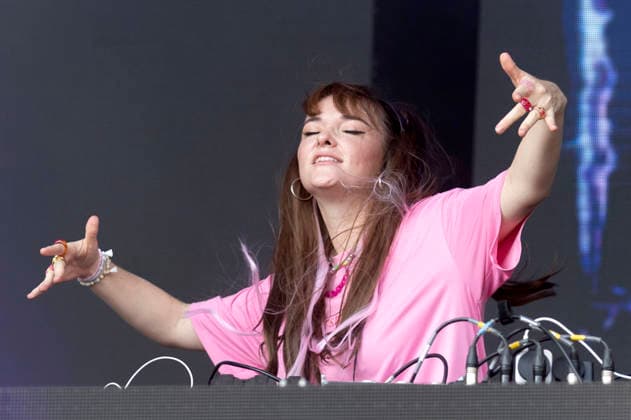 Lari Luke live beim Rainbow Festival am Fühlinger See. Köln, 27.06.2026 *** Lari Luke live at the Rainbow Festival at Fühlinger See in Cologne, June 27, 2026 Foto:xxF.xZeisingx xFuturexImagex rainbow_6695