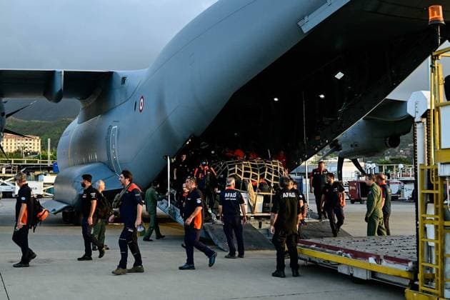 Turkish rescue teams deployed to quake-hit Venezuela CARACAS, VENEZUELA - JUNE 28: Turkish search and rescue personnel, including specialist personnel from the Disaster and Emergency Management Authority (AFAD) and the Turkish Armed Forces, deployed for a critical international humanitarian mission, arrive at Simon Bolivar International Airport in the capital city of Caracas, Venezuela, on June 28, 2026, following consecutive devastating earthquakes. Cem Tekkesinoglu Anadolu Caracas Venezuela. Editorial use only. Please get in touch for any other usage.  Copyright: x2026xAnadoluxCemxTekkesinoglux