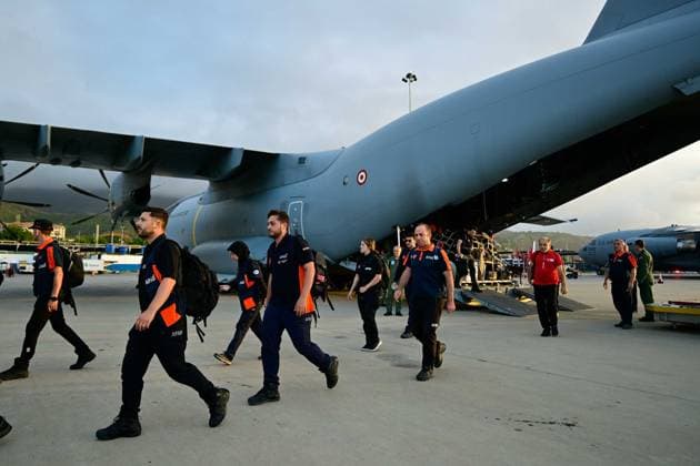 Turkish rescue teams deployed to quake-hit Venezuela CARACAS, VENEZUELA - JUNE 28: Turkish search and rescue personnel, including specialist personnel from the Disaster and Emergency Management Authority (AFAD) and the Turkish Armed Forces, deployed for a critical international humanitarian mission, arrive at Simon Bolivar International Airport in the capital city of Caracas, Venezuela, on June 28, 2026, following consecutive devastating earthquakes. Cem Tekkesinoglu Anadolu Caracas Venezuela. Editorial use only. Please get in touch for any other usage.  Copyright: x2026xAnadoluxCemxTekkesinoglux
