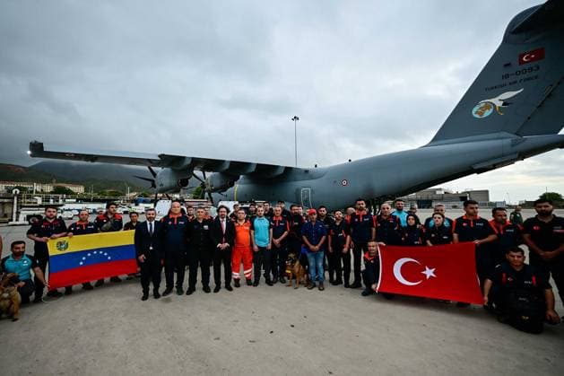 Turkish rescue teams deployed to quake-hit Venezuela CARACAS, VENEZUELA - JUNE 28: Turkish search and rescue personnel, including specialist personnel from the Disaster and Emergency Management Authority (AFAD) and the Turkish Armed Forces, deployed for a critical international humanitarian mission, arrive at Simon Bolivar International Airport in the capital city of Caracas, Venezuela, on June 28, 2026, following consecutive devastating earthquakes. Cem Tekkesinoglu Anadolu Caracas Venezuela. Editorial use only. Please get in touch for any other usage.  Copyright: x2026xAnadoluxCemxTekkesinoglux