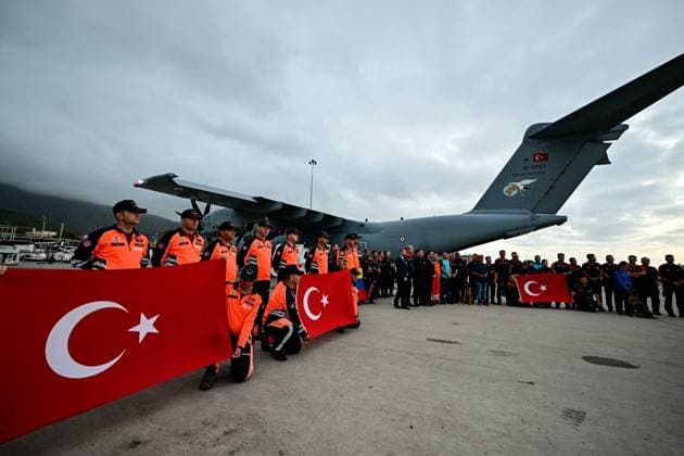 Turkish rescue teams deployed to quake-hit Venezuela CARACAS, VENEZUELA - JUNE 28: Turkish search and rescue personnel, including specialist personnel from the Disaster and Emergency Management Authority (AFAD) and the Turkish Armed Forces, deployed for a critical international humanitarian mission, arrive at Simon Bolivar International Airport in the capital city of Caracas, Venezuela, on June 28, 2026, following consecutive devastating earthquakes. Cem Tekkesinoglu Anadolu Caracas Venezuela. Editorial use only. Please get in touch for any other usage.  Copyright: x2026xAnadoluxCemxTekkesinoglux