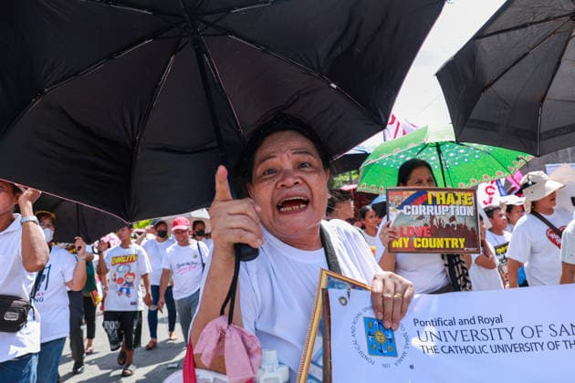 Anti-corruption rally in Philippines demands VP Sara Duterte s impeachment METRO MANILA, PHILIPPINES - JUNE 28: An elderly woman criticizes the government as she takes part in an anti-corruption rally attended by thousands of people a few days before the impeachment trial of Vice President Sara Duterte in Quezon City, Metro Manila, Philippines, on June 28, 2026. Organized by interfaith groups, including Muslim, Catholic and other Christian leaders, the rally drew thousands of people calling for better governance, electoral reforms, an end to corruption, and the impeachment of Vice President Sara Duterte, whose trial is scheduled to begin at the Senate on July 6. Daniel Ceng Anadolu Meto Manila Philippines. Editorial use only. Please get i  Copyright: x2026xAnadoluxDanielxCengx