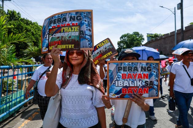 Anti-corruption rally in Philippines demands VP Sara Duterte s impeachment METRO MANILA, PHILIPPINES - JUNE 28: People holding placards reading I Hate Corruption, I Love My Country take part in an anti-corruption rally a few days before the impeachment trial of Vice President Sara Duterte in Quezon City, Metro Manila, Philippines, on June 28, 2026. Organized by interfaith groups, including Muslim, Catholic and other Christian leaders, the rally drew thousands of people calling for better governance, electoral reforms, an end to corruption, and the impeachment of Vice President Sara Duterte, whose trial is scheduled to begin at the Senate on July 6. Daniel Ceng Anadolu Meto Manila Philippines. Editorial use only. Please get in touch for  Copyright: x2026xAnadoluxDanielxCengx