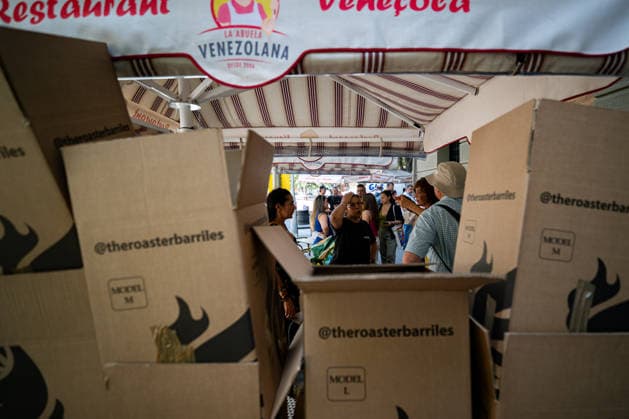 Locations in Barcelona collecting supplies to help earthquake victims in Venezuela Volunteers collecting relief supplies for the Venezuelan people on June 28, 2026, in Barcelona, Catalonia, Spain. According to the latest tally, 1,430 people have died and 3,238 have been injured as a result of the twin earthquakes that struck the Venezuelan coast on Thursday. Since the first earthquake, 430 aftershocks have been recorded. Seven states have reported severe damage, although La Guaira has been the hardest-hit area. 7.2 metric tons of food have been distributed, 16,145 food bags have been delivered, and 220,434 hot meals have been served. JUNE 28, 2026 Lorena Sopê Spain  Copyright: xLorenaxSopÃªnax 7628375