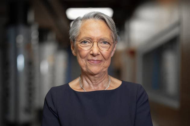 Elisabeth Borne on Dimanche En Politique - Paris Portrait of Ensemble Pour la Republique s MP Elisabeth Borne looks on as she poses ahead of an interview for Dimanche En Politique on France 3 channel in Paris, France on June 28, 2026. Photo by Raphael Lafargue ABACAPRESS.COM Paris France  Copyright: xLafarguexRaphael ABACAx
