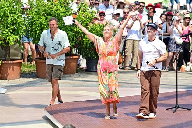 ZDF - Fernsehgarten. Fernsehmoderatorin Andrea Kiwi Kiewel und Schauspieler Ralf Moeller während der ZDF - Unterhaltungsshow Fernsehgarten am 28.06.2026 in Mainz. 20260628MWI131115 *** ZDF Fernsehgarten : TV host Andrea Kiwi Kiewel and actor Ralf Moeller during the ZDF entertainment show Fernsehgarten on June 28, 2026, in Mainz 20260628MWI131115