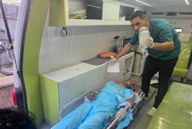 Paramedics bring casualties to Nasser Medical Complex after Israeli airstrike Paramedics transport the body of a young Palestinian man and several wounded people to Nasser Medical Complex after an Israeli airstrike targeted a group of civilians near a tent used for charging mobile phones in the al-Mawasi area of Khan Younis, southern Gaza Strip, on June 28, 2026. Photo by Tariq Mohammad APA Images Khan Yunis Gaza Strip Palestinian Territory 280626_Khan_Yunis_TM_00(10) Copyright: xapaimagesxTariqxMohammad xapaimagesx