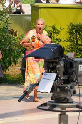 ZDF-Fernsehgarten 2026. Andrea (Kiwi) Kiewel im ZDF Fernsehgarten mit dem Motto Sommerparty am 28.06.2026 in Mainz. Mainz ZDF Fernsehgarten Rheinland-Pfalz *** ZDF Fernsehgarten 2026: Andrea Kiwi Kiewel on ZDF Fernsehgarten with the theme Summer Party on June 28, 2026, in Mainz, Rhineland-Palatinate, ZDF Fernsehgarten