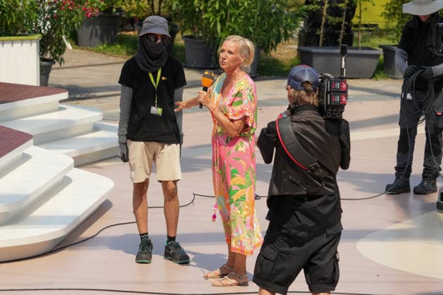 ZDF-Fernsehgarten 2026. Andrea (Kiwi) Kiewel im ZDF Fernsehgarten mit dem Motto Sommerparty am 28.06.2026 in Mainz. Mainz ZDF Fernsehgarten Rheinland-Pfalz *** ZDF Fernsehgarten 2026: Andrea Kiwi Kiewel on ZDF Fernsehgarten with the theme Summer Party on June 28, 2026, in Mainz, Rhineland-Palatinate