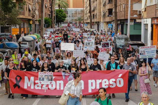 Protest in Paiporta Calling for the Removal of Immunity for Former President of the Generalitat Carlos Mazón Dozens of people gathered during a protest calling for the removal of immunity for former President of the Generalitat Carlos Mazón, in the Plaza de la Iglesia de Sant Jordi in Paiporta, on June 28, 2026, in Paiporta, Valencian Community, Spain. Organized by more than 200 civic, social, and labor organizations, along with associations representing victims of the storm, the Local Emergency and Reconstruction Committees (CLER) and the Valencian Social Agreement (ASV) are demanding that Mazón appear before the court in Catarroja, where the case investigating the handling of the October 29, 2024, emergency and the deaths of 230 people d  Copyright: xJorgexGilx 7628921