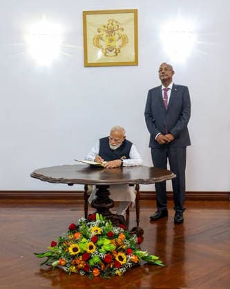 RECORD DATE NOT STATED Prime Minister Narendra Modi signs the State House Visitors Book Victoria Seychelles , Jun 28 (ANI): Prime Minister Narendra Modi signs the State House Visitors Book, in Victoria on Sunday. Seychelles President Patrick Herminie also present. (@narendramodi X ANI Photo) Victoria Seychelles Copyright: xANIx ANI_20260628279