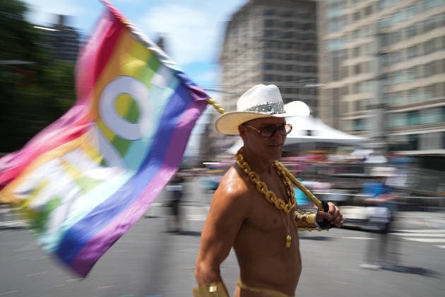 June 28, 2026, New Yok, New York, USA: A man roller skates with a love flag down Fifth Avenue at the Annual NYC Pride March on June 28, 2026 in New York. NYC s Pride March began as a demonstration honoring the 1969 Stonewall Riots, has evolved into a global symbol of LGBTQIA+ resilience, unity and activism. New Yok USA  - ZUMAb148 20260628_zap_b148_019 Copyright: xBryanxSmithx