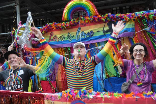 June 28, 2026, New Yok, New York, USA: People cheer at the Annual NYC Pride March on June 28, 2026 in New York. NYC s Pride March began as a demonstration honoring the 1969 Stonewall Riots, has evolved into a global symbol of LGBTQIA+ resilience, unity and activism. New Yok USA  - ZUMAb148 20260628_zap_b148_036 Copyright: xBryanxSmithx
