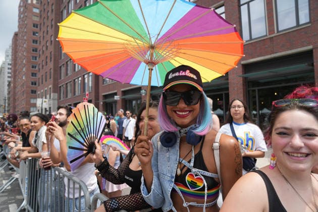 June 28, 2026, New Yok, New York, USA: People cheer at the Annual NYC Pride March on June 28, 2026 in New York. NYC s Pride March began as a demonstration honoring the 1969 Stonewall Riots, has evolved into a global symbol of LGBTQIA+ resilience, unity and activism. New Yok USA - ZUMAb148 20260628_zap_b148_066 Copyright: xBryanxSmithx