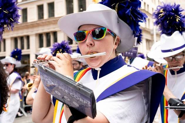 June 28, 2026, New York City, New York, United States: A musician marching in the New York City (NYC) Pride March on Fifth Avenue in New York City. New York City United States - ZUMAb161 20260628_aap_b161_003 Copyright: xMichaelxBrochsteinx