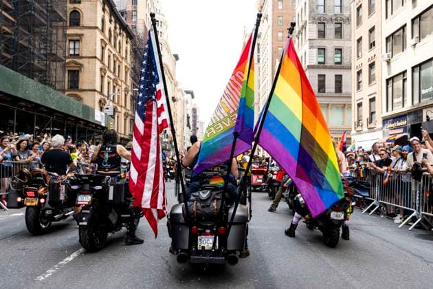 June 28, 2026, New York City, New York, United States: A motorcycle with flags at the New York City (NYC) Pride March on Fifth Avenue in New York City. New York City United States  - ZUMAb161 20260628_aap_b161_005 Copyright: xMichaelxBrochsteinx