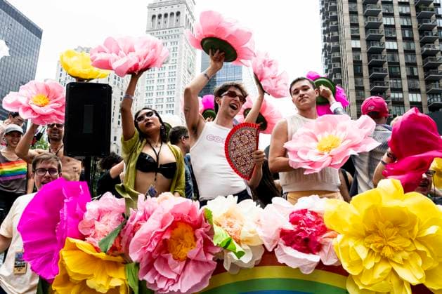 June 28, 2026, New York City, New York, United States: People on a float at the New York City (NYC) Pride March on Fifth Avenue in New York City. New York City United States - ZUMAb161 20260628_aap_b161_008 Copyright: xMichaelxBrochsteinx