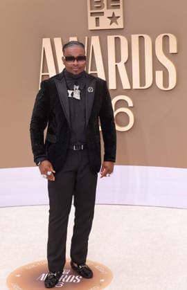 Yung Muusik arrives on the red carpet for 26th annual BET Awards live telecast at the Peacock Theater in Los Angeles on Sunday, June 28, 2026. The BET Awards honors Black entertainers and other people of color in music, film, sports and philanthropy.  LAP20260628138 GREGxGRUDT